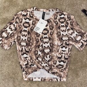 H&M animal print crop top XXS/XS